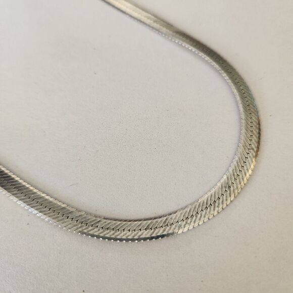 Diamond-Cut Herringbone Sterling Silver 925 Chain Necklace Made In Italy - Picture 2 of 9